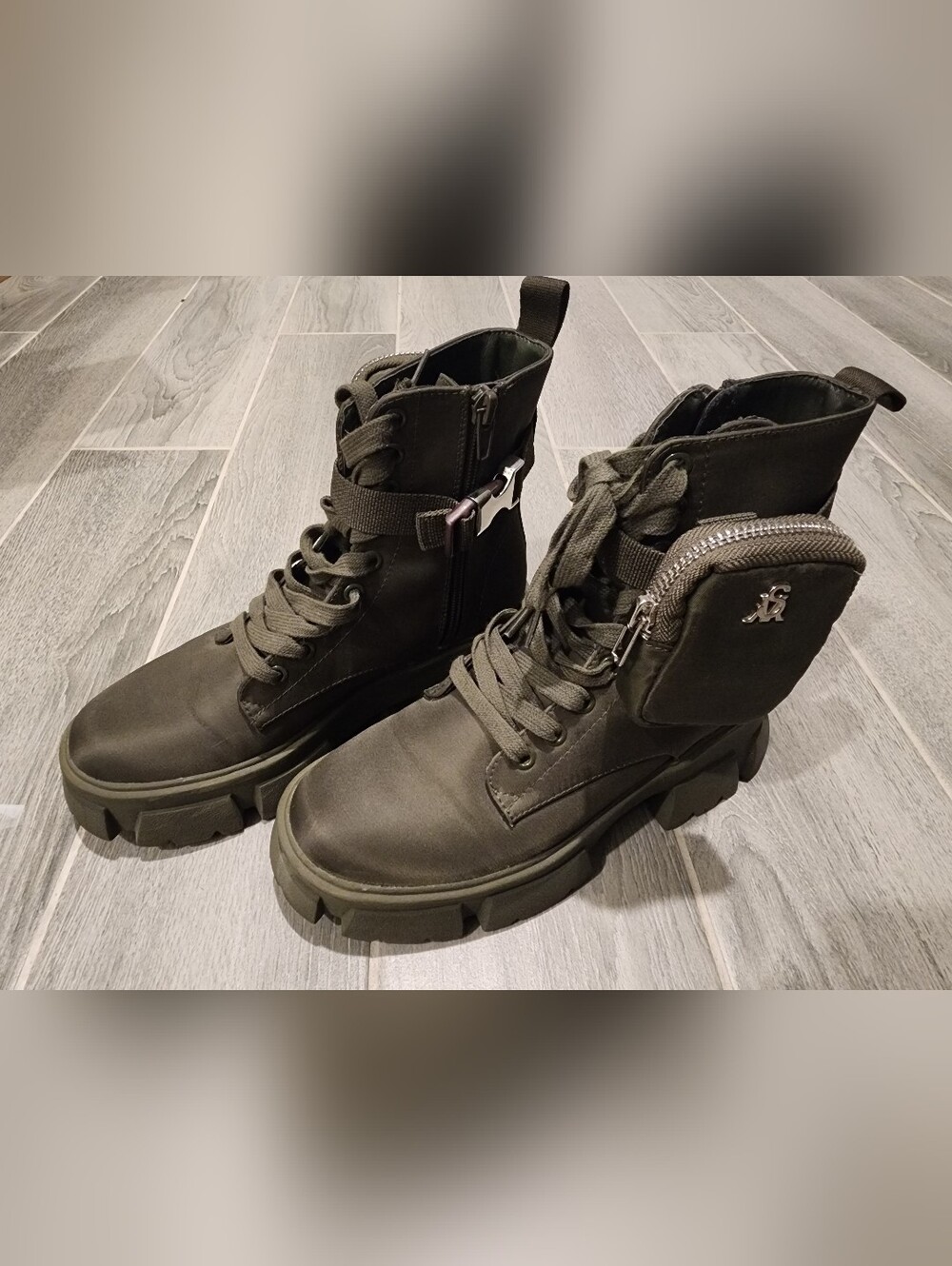 Steve Madden Tanker Boots & BVital Crossbody Bundle